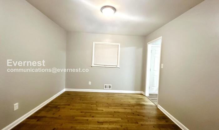 1779 Gretna Green Way - Photo 6 of 22