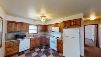 featured image of 1912 N Washington St #1