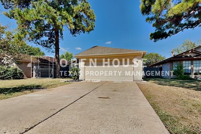 10542 Waving Fields Dr - Photo 2 of 22