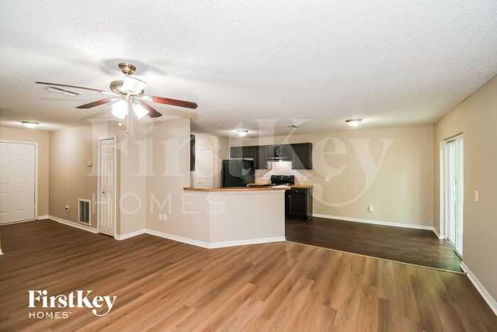 14959 Se 25th Ave - Photo 3 of 19