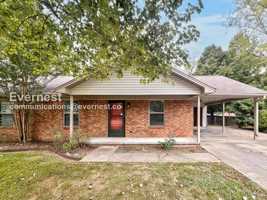 featured image of 44 Barnwell Dr