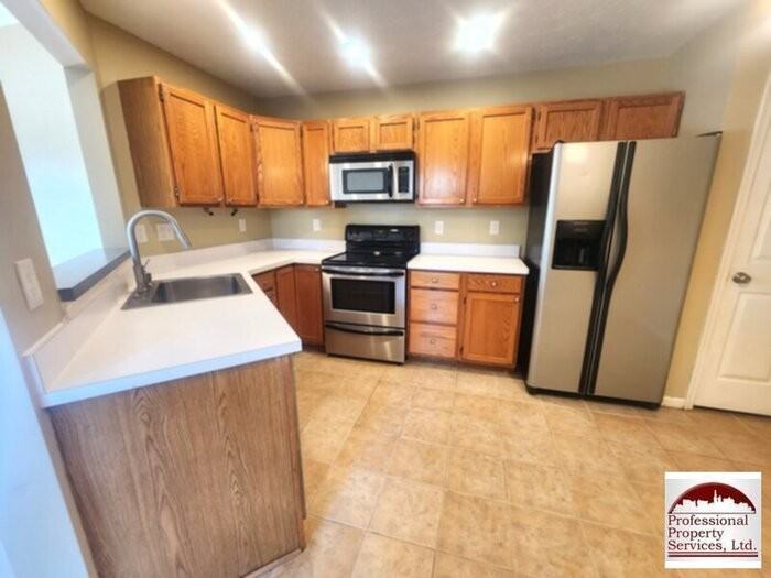 5351 Regal Ct - Photo 5 of 19