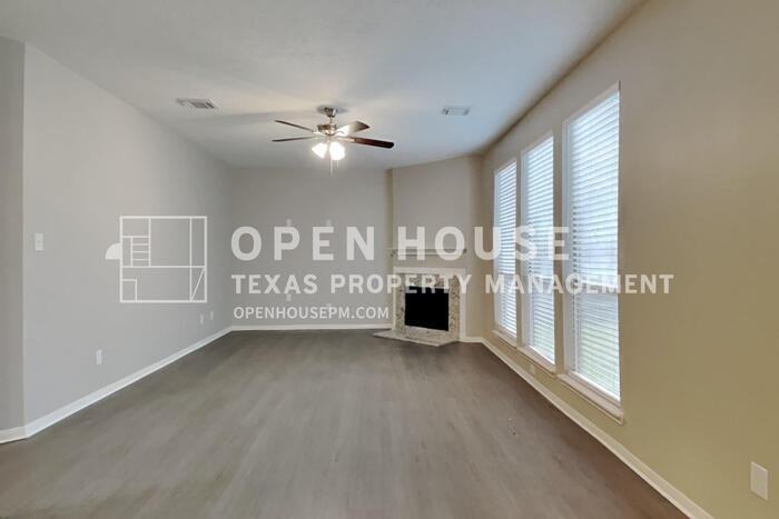 131 Lissa Ln - Photo 6 of 26