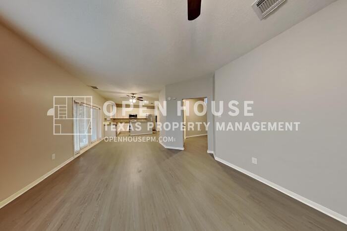 131 Lissa Ln - Photo 7 of 26