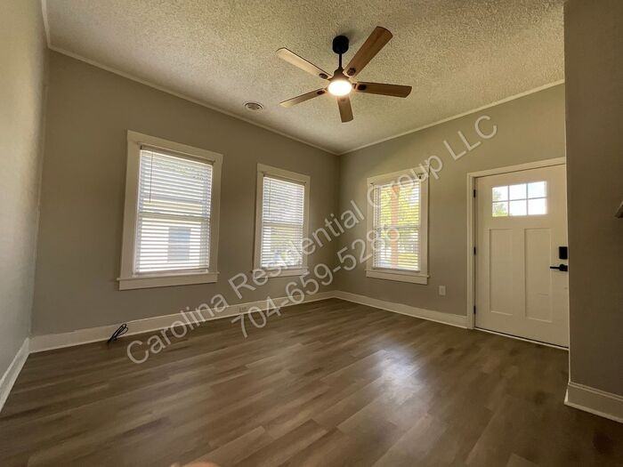 54 Rex Avenue - Photo 3 of 11