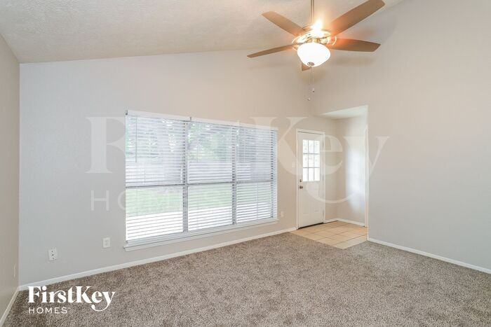 3813 Clover Lane - Photo 2 of 15
