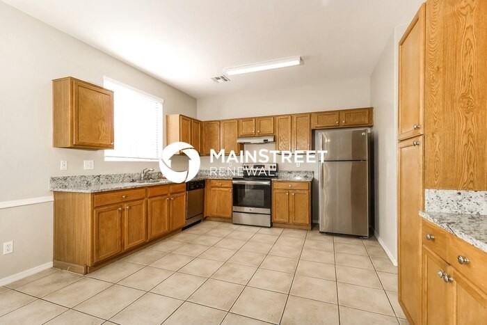 16239 W Sierra St - Photo 5 of 15