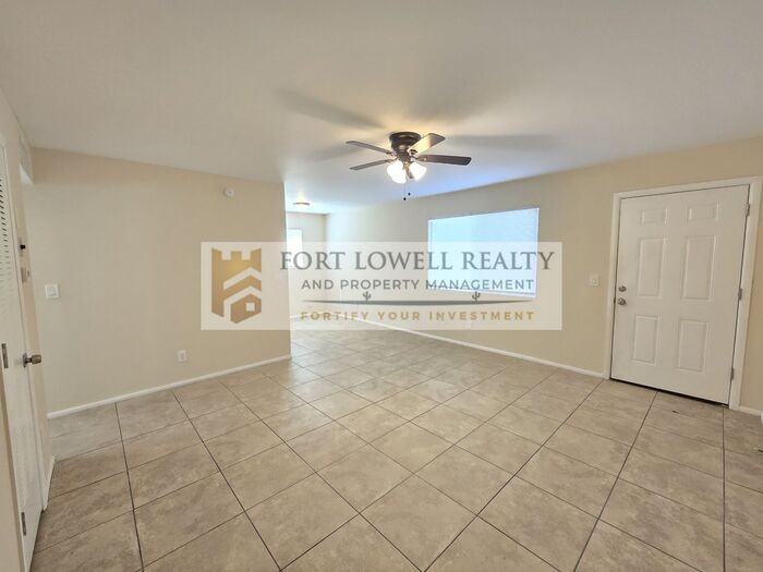 3511 S 12th Ave #1101 - Photo 3 of 16