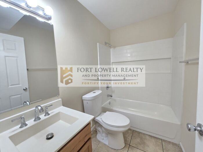 3511 S 12th Ave #1101 - Photo 7 of 16