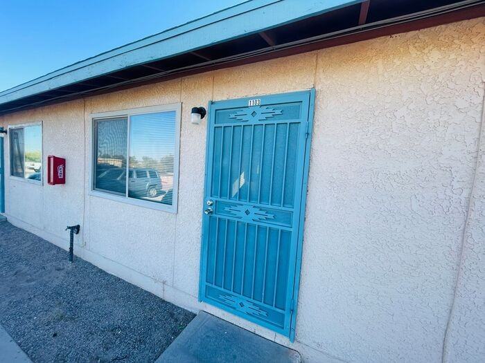 330 E Corona Rd #1103 - Photo 3 of 18