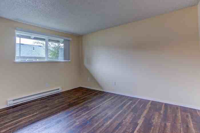 4811 Se Boardman Ave #6 - Photo 7 of 16