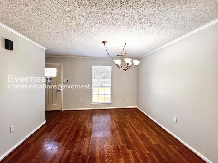 26 Silverleaf Ct - Photo 4 of 19