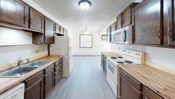 featured image of 1100 Pleasant St #9