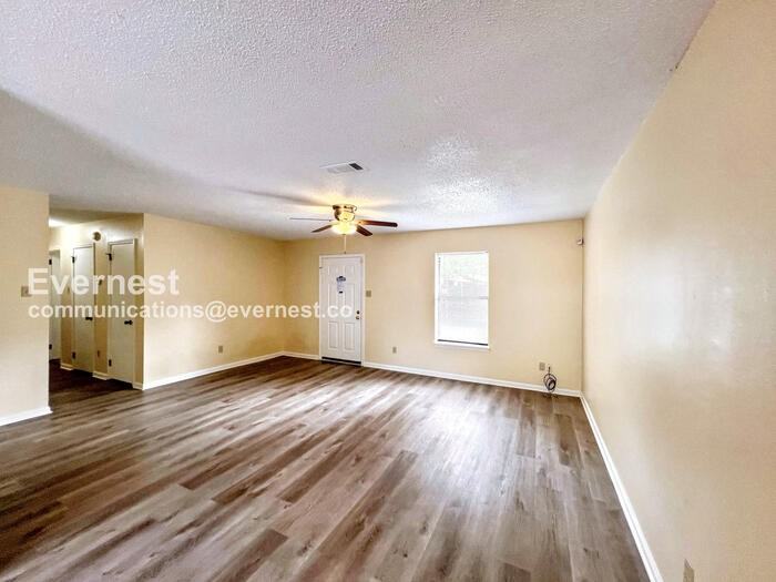 28 John Hancock Cir - Photo 4 of 18