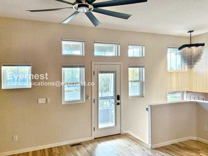 1745 Venice Ln - Photo 7 of 26