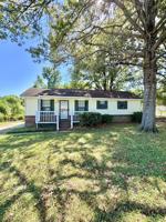 featured image of 2955 Lake Park Rd