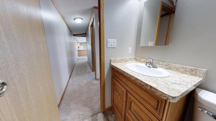 139 American Ave - Photo 4 of 11