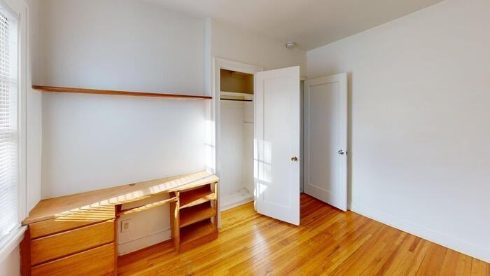 411 W Bowen Ave - Photo 6 of 15