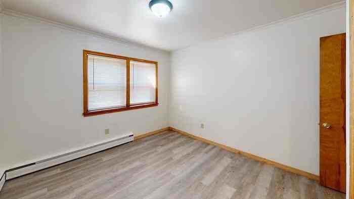 1015 N 3rd St #4 - Photo 5 of 10