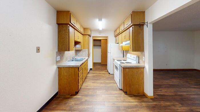 1027 N 12th St #11 - Photo 2 of 10