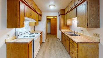 featured image of 1027 N 12th St #22