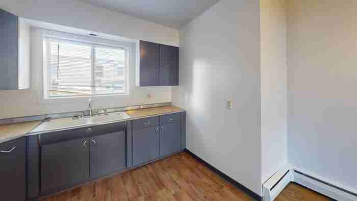 1515 Harmon Ave #4 - Photo 2 of 11