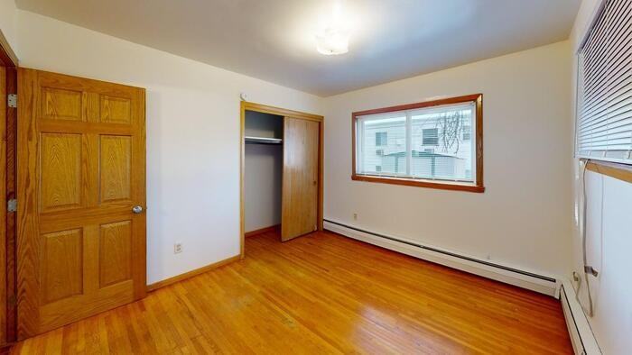 1515 Harmon Ave #4 - Photo 4 of 11