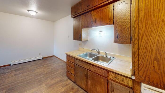 1027 N 12th St #13 - Photo 2 of 13
