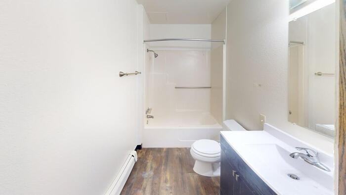 1027 N 12th St #13 - Photo 3 of 13