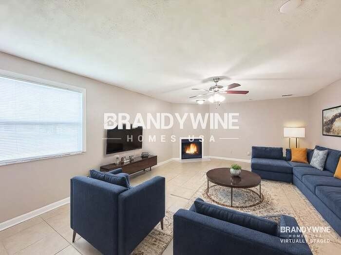 3026 Mangrove Avenue - Photo 4 of 32