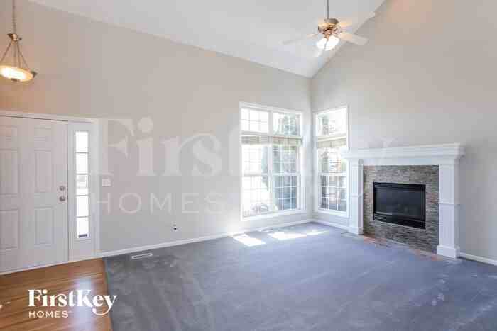 9014 N Hull Ave - Photo 3 of 15
