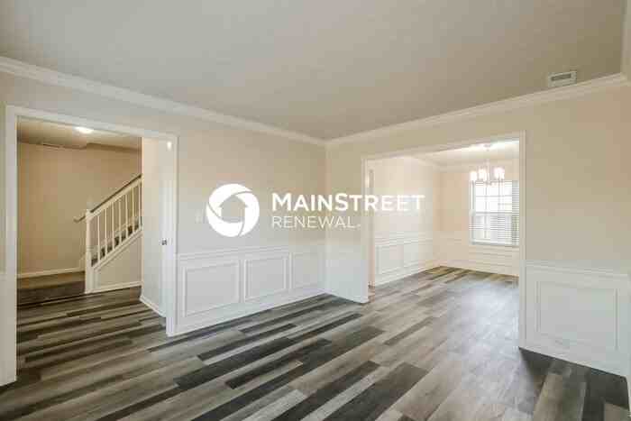 9002 Crooked Arrow Ct - Photo 4 of 19