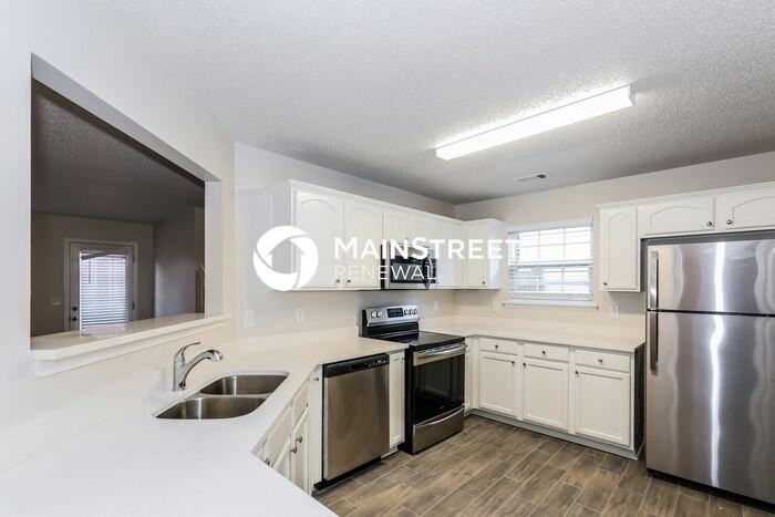 1924 Simmons Lane - Photo 6 of 19