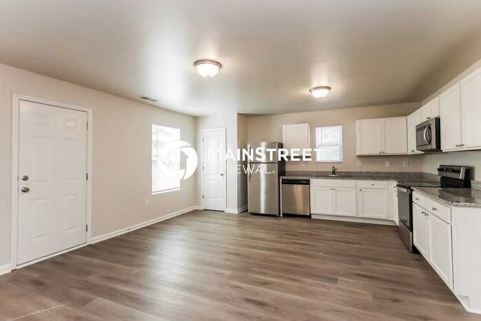 20 Sloane Court - Photo 7 of 19