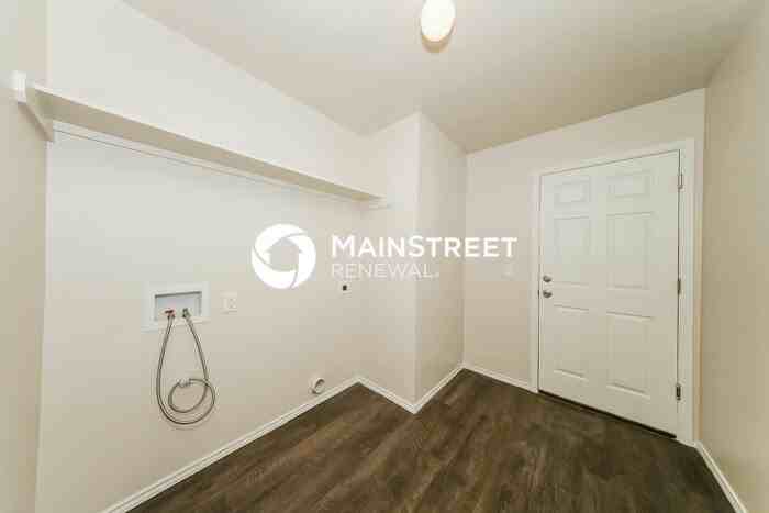 10005 Blue Wing Trl - Photo 7 of 18