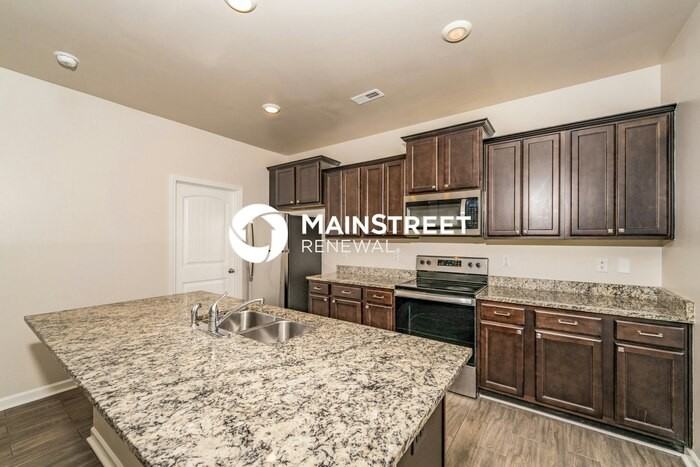 22947 Downing Park Circle - Photo 7 of 19