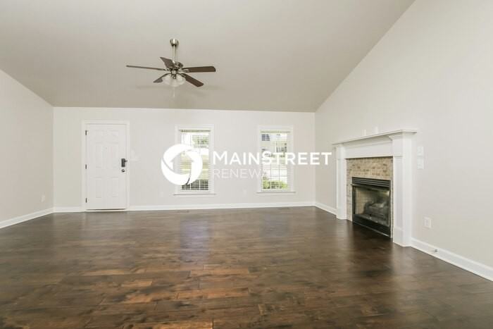 120 Carrington Ave - Photo 4 of 18