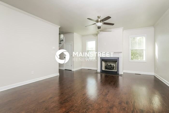 190 Alcock Ln - Photo 2 of 19