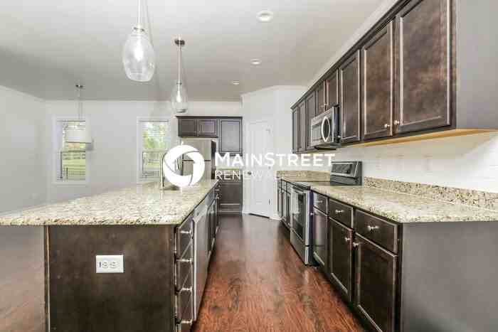 190 Alcock Ln - Photo 7 of 19