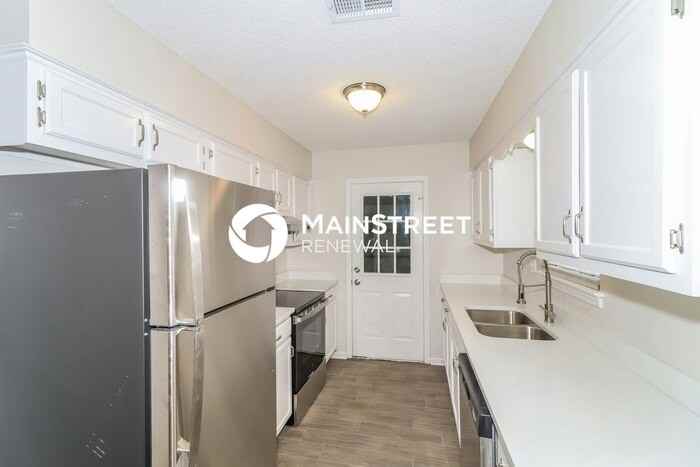 7120 Oak Forest Dr - Photo 7 of 19