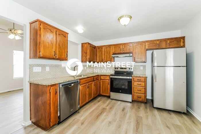 20229 East 17th Street Court North - Photo 7 of 19