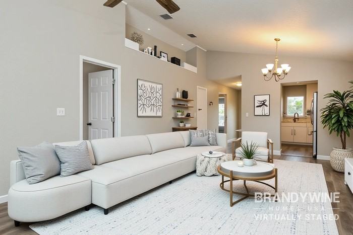 330 N John St - Photo 4 of 20