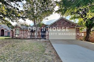 2700 Zachary Dr - Photo 1 of 1