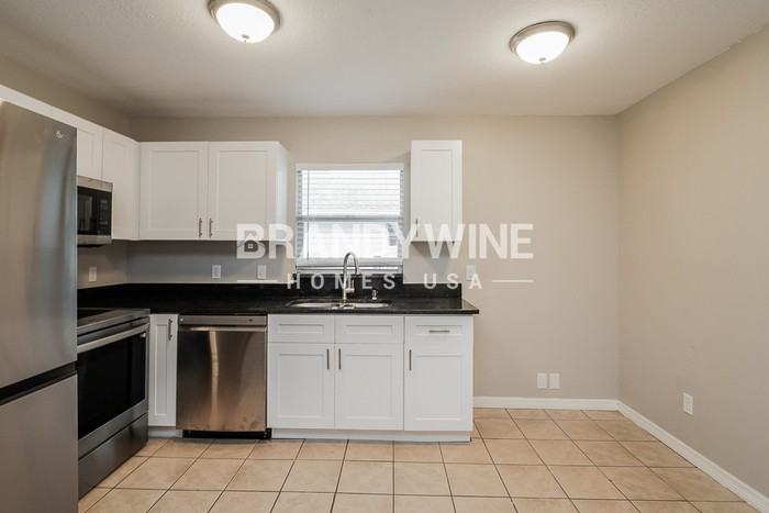 1801 17th St - Photo 5 of 20