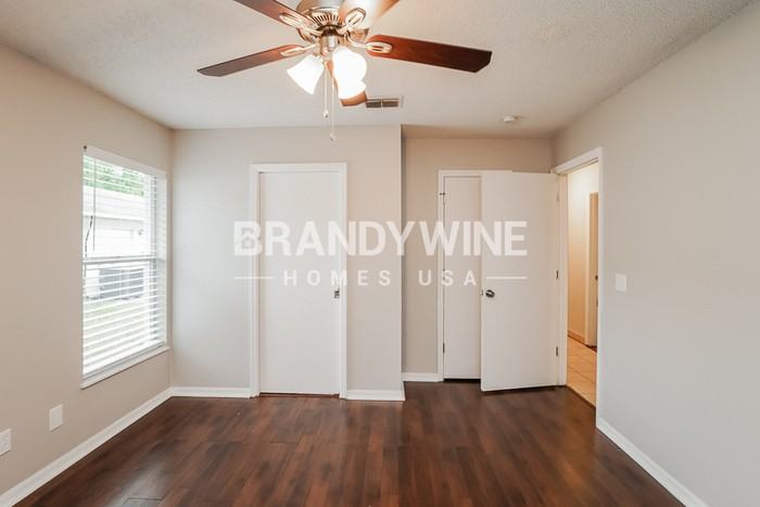 1801 17th St - Photo 6 of 20