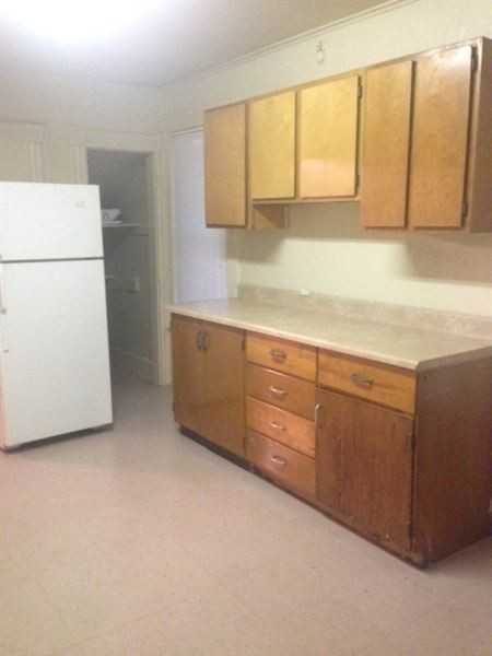 531 East St - Photo 2 of 8