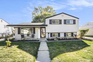 2240 Camel Dr - Photo 1 of 1