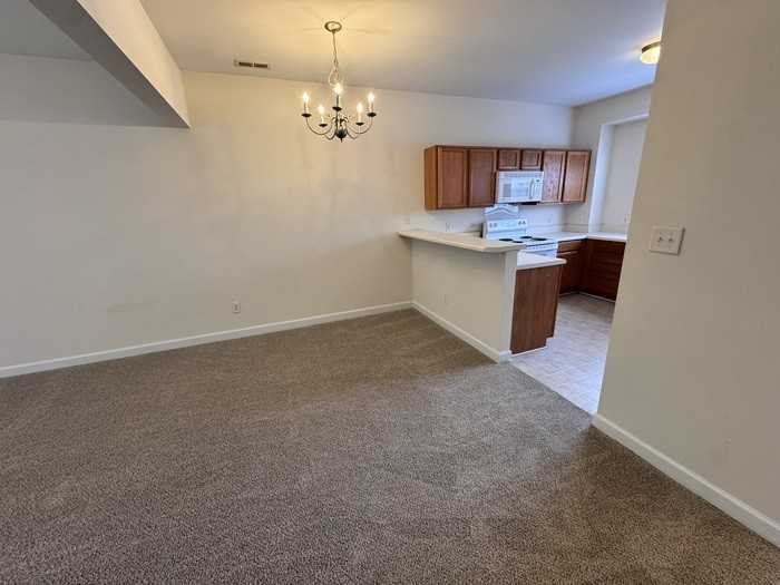 4622 Centrebrook Cir - Photo 6 of 26