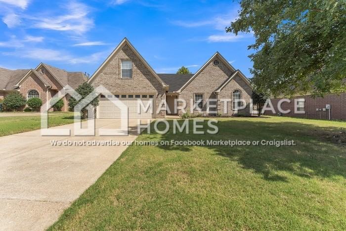 5776 Landau Dr - Photo 2 of 30