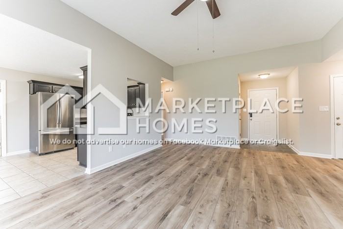 5776 Landau Dr - Photo 6 of 30